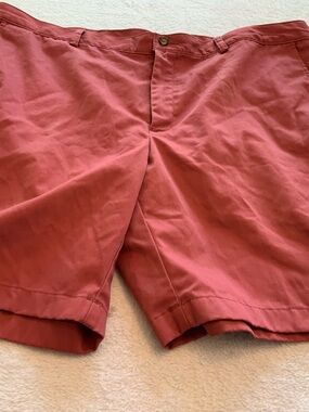 Jos. A. Bank Men's Flat-Front Rust Shorts size 42W. SKU 3016